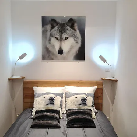 Cesar Apartment